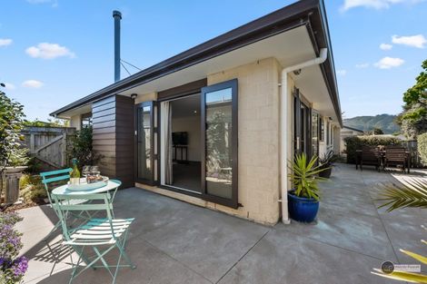 Photo of property in 3 Cataldo Mews, Avalon, Lower Hutt, 5011