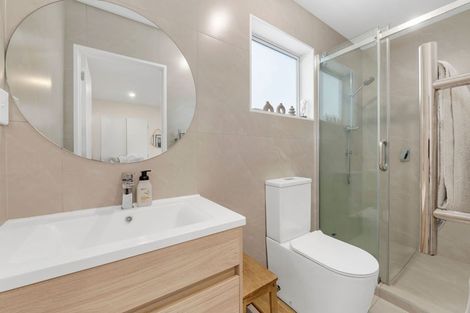 Photo of property in 4a Pauline Place, Bucklands Beach, Auckland, 2014