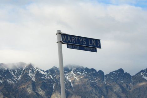 Photo of property in 1 Martys Lane, Queenstown, 9300