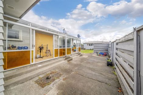 Photo of property in 8 Tawa Street, Hawera, 4610