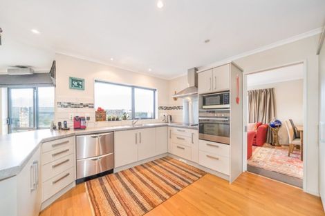 Photo of property in 55 Percy Kinsman Crescent, Riverstone Terraces, Upper Hutt, 5018