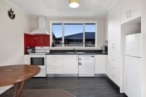 Photo of property in 35 Mahoe Street, Inglewood, 4330