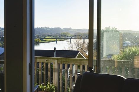 Photo of property in 8 Saint Andrew Place, Balclutha, 9230