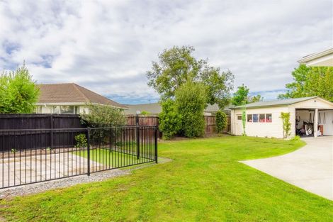 Photo of property in 13 Gladson Avenue, Sockburn, Christchurch, 8042