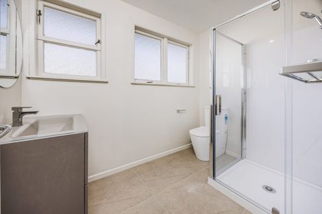 Photo of property in 53b Rollerson Street, Papakura, 2110