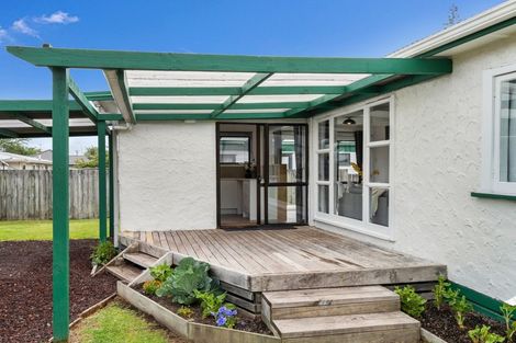 Photo of property in 13 Victory Road, Fairy Springs, Rotorua, 3015