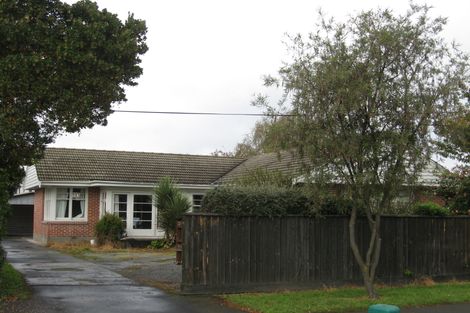 Photo of property in 1/11 Lothian Street, Ilam, Christchurch, 8041