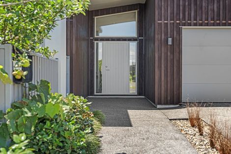 Photo of property in 18 Saint Pauls Drive, Brookfield, Tauranga, 3110