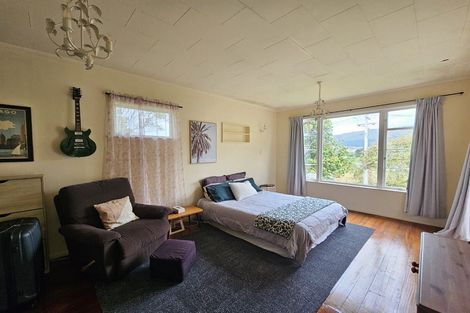 Photo of property in 35 Awatea Street, Ranui, Porirua, 5024