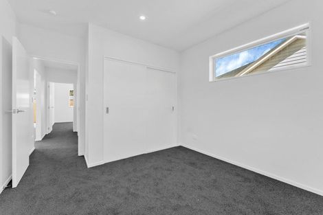 Photo of property in 4/5 Westminster Road, Wainuiomata, Lower Hutt, 5014