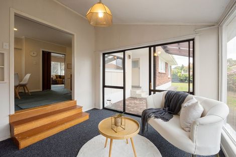 Photo of property in 2 Golden Place, Fairfield, Hamilton, 3214