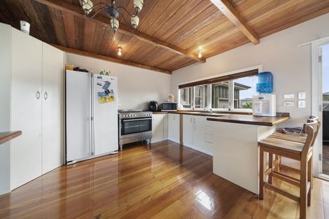 Photo of property in 897 East Coast Road, Kaiaua, Pokeno, 2473
