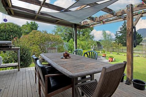 Photo of property in 21 Pakawau-bush Road, Pakawau, Collingwood, 7073