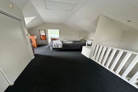 Photo of property in 18 Lower Watt Street, Wadestown, Wellington, 6012