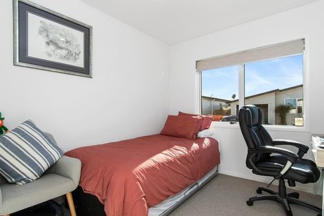 Photo of property in 11 Kamahi Crescent, Papamoa Beach, Papamoa, 3118