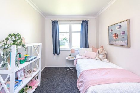 Photo of property in 2 Cumbrae Place, Aramoho, Whanganui, 4500