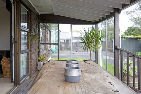 Photo of property in 54 Paterson Avenue West, Pukekohe, 2120