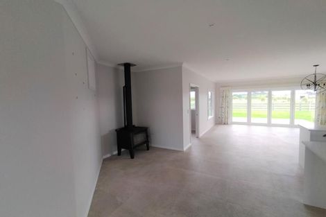 Photo of property in 121 Clevely Line, Bunnythorpe, Palmerston North, 4478