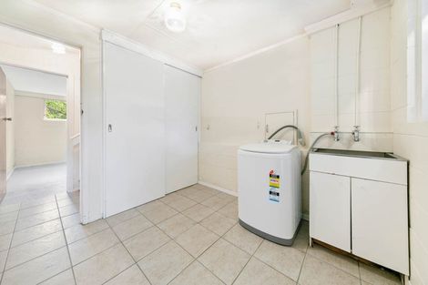 Photo of property in 2 Kay Road, Swanson, Auckland, 0614