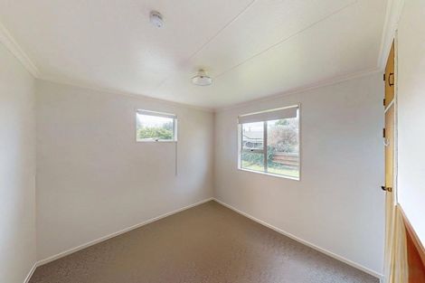 Photo of property in 6 Walker Crescent, Bulls, 4818