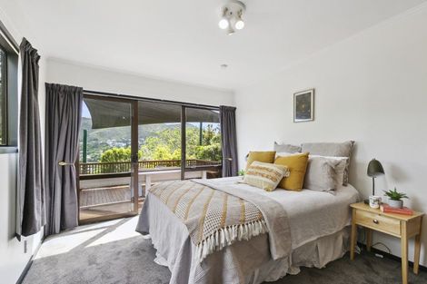 Photo of property in 12 Ramsey Place, Karori, Wellington, 6012