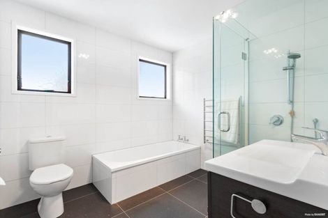 Photo of property in 1/280 Bucklands Beach Road, Bucklands Beach, Auckland, 2012