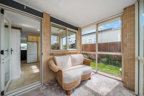Photo of property in 9 Hogg Crescent, Masterton, 5810