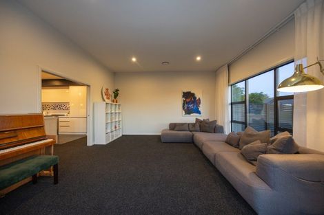 Photo of property in 14 Monaco Grove, Fitzherbert, Palmerston North, 4410
