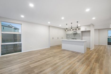 Photo of property in 56 Kauri Heart Avenue, Takanini, 2112