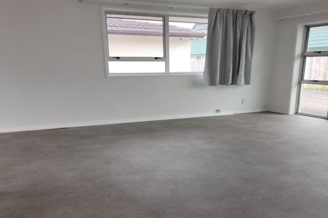 Photo of property in 2/6 Browns Road, Manurewa, Auckland, 2102