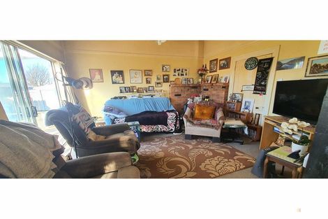 Photo of property in 5 Edward Street, Waimate, 7924