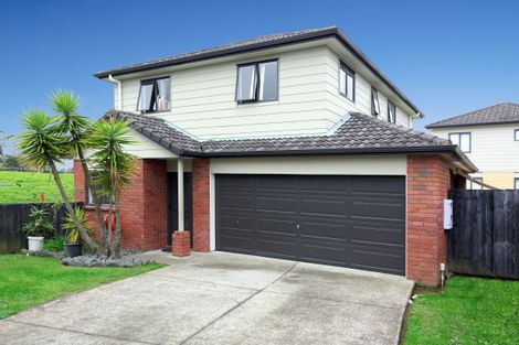 Photo of property in 9 Misty Valley Drive, Henderson, Auckland, 0612