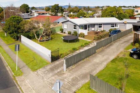 Photo of property in 54 Links Avenue, Mount Maunganui, 3116
