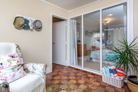Photo of property in 2 Aputa Avenue, Te Puru, Thames, 3575