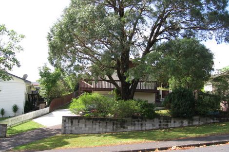 Photo of property in 21 Longreach Drive, Sunnyvale, Auckland, 0612
