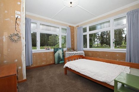 Photo of property in 2272 Ohai-clifden Highway, Orawia, Otautau, 9682