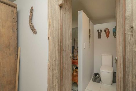 Photo of property in 19 Victoria Street, Coromandel, 3506