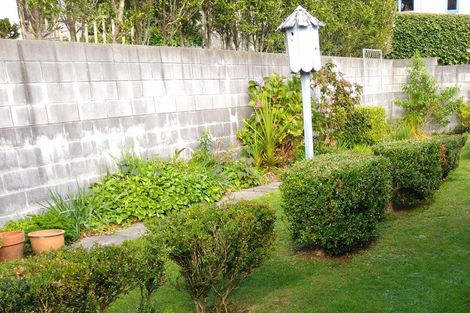 Photo of property in 25 Fulford Street, New Plymouth, 4310