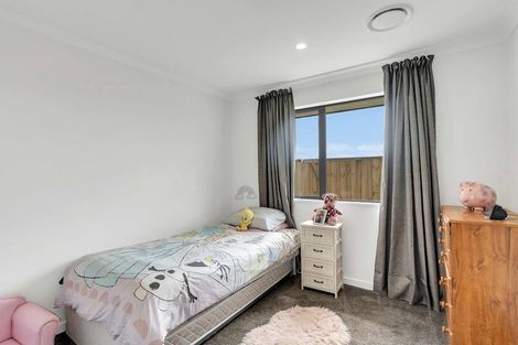 Photo of property in 8 Owen Drive, Darfield, 7510