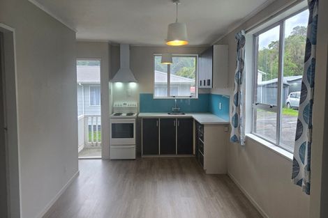 Photo of property in 2/47 Stockdale Street, Wainuiomata, Lower Hutt, 5014