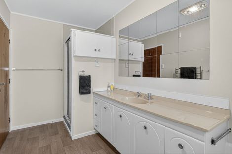 Photo of property in 19a Mccrystal Avenue, Bucklands Beach, Auckland, 2012