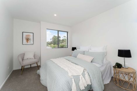 Photo of property in 6d Buisson Glade, West Harbour, Auckland, 0618