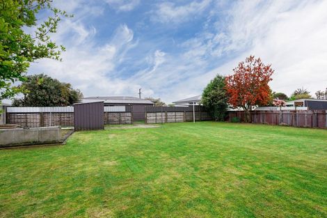 Photo of property in 18 Kilmarnock Street, Wallacetown, 9816