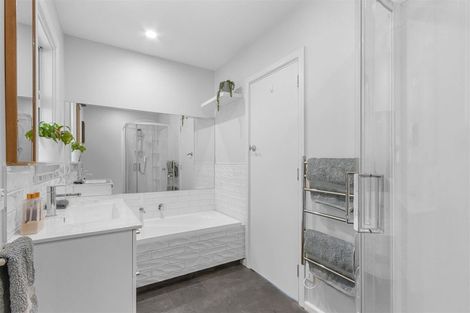 Photo of property in 24 Flower Street, Bryndwr, Christchurch, 8053