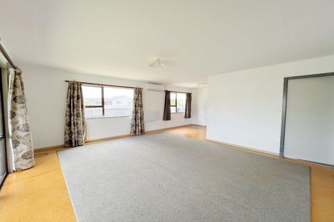 Photo of property in 1 Tattersfield Place, Dinsdale, Hamilton, 3204