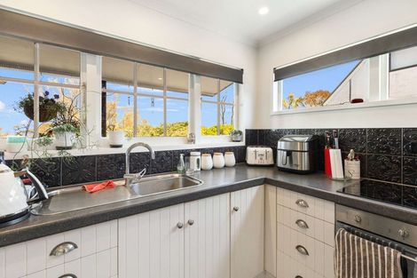 Photo of property in 2 Montgomery Road, Otamatea, Whanganui, 4501