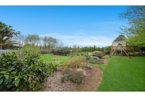 Photo of property in 2a Masters Road, Waiuku, 2681