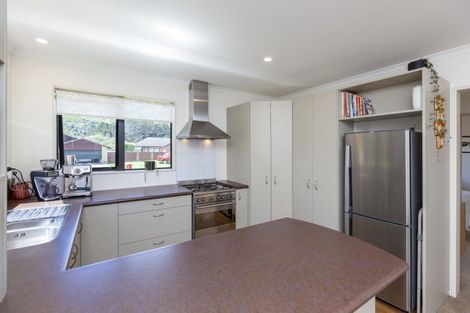 Photo of property in 10 Sams Way, Raumati South, Paraparaumu, 5032
