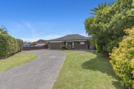 Photo of property in 11 Rippleside Place, Pahurehure, Papakura, 2113