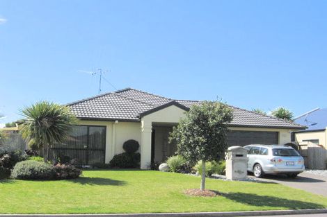 Photo of property in 41 Pirika Place, Papamoa Beach, Papamoa, 3118